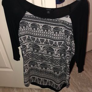 Elephant 3/4 sleeve top